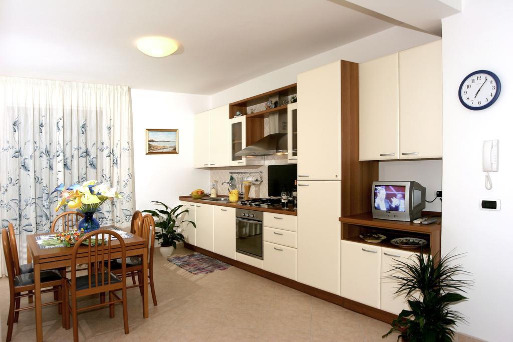 Verde Mare "Appartamenti Per Vacanze" Tortoreto Ngoại thất bức ảnh