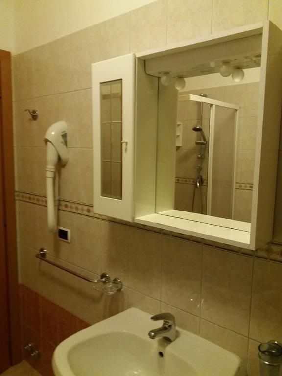 Verde Mare "Appartamenti Per Vacanze" Tortoreto Ngoại thất bức ảnh