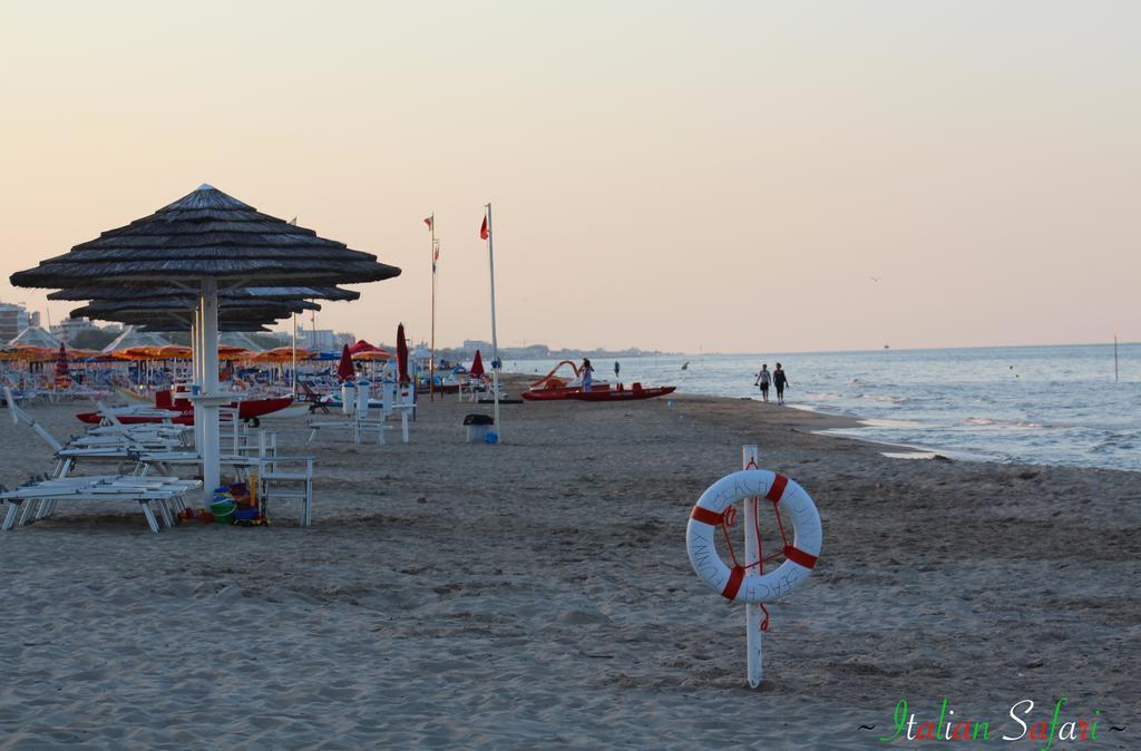 Verde Mare "Appartamenti Per Vacanze" Tortoreto Ngoại thất bức ảnh